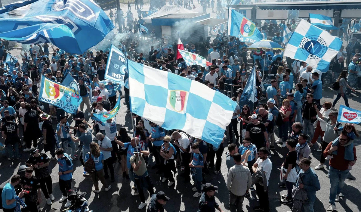 Pizza pizza brand branding Identity Design menu design italian restaurant Food Logo Design visual identity